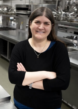 Amy Proulx is a food science educator, curriculum specialist, and international consultant with over two decades of experience in food processing, voc
